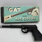 Live in Person and Online Vintage Antiques and Collectables Auction including Gold, Silver, Coins, Furniture, Militaria, Brassware, Cameras, Glass & More Plus a Large Toy Section to Finish. — image 12
