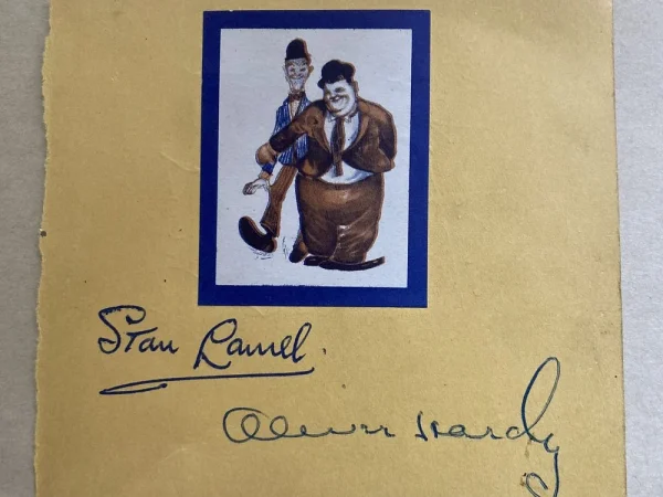 Autograph Auction TV Film, Victoria Cross, Sport, Space, Politics, Historic, Concorde, Military signed covers FDCs
