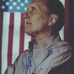 LIVE AUTOGRAPH ENTERTAINMENT, SPORT, SPACE, MUSIC AND HISTORICAL — image 7