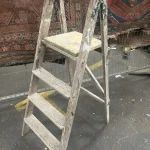 General Auction Of Silver, Victorian & Edwardian Furniture, Italian Art Glass, Studio Pottery, Wade Figurines… — image 5