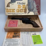 Live in Person and Online Vintage Antiques and Collectables Auction including Gold, Silver, Coins, Furniture, Militaria, Brassware, Cameras, Glass & More Plus a Large Toy Section to Finish. — image 11