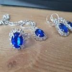 weekly auction all lot start at £1 from gold to silver antiques to models cars to coins so much more now back full time — image 24