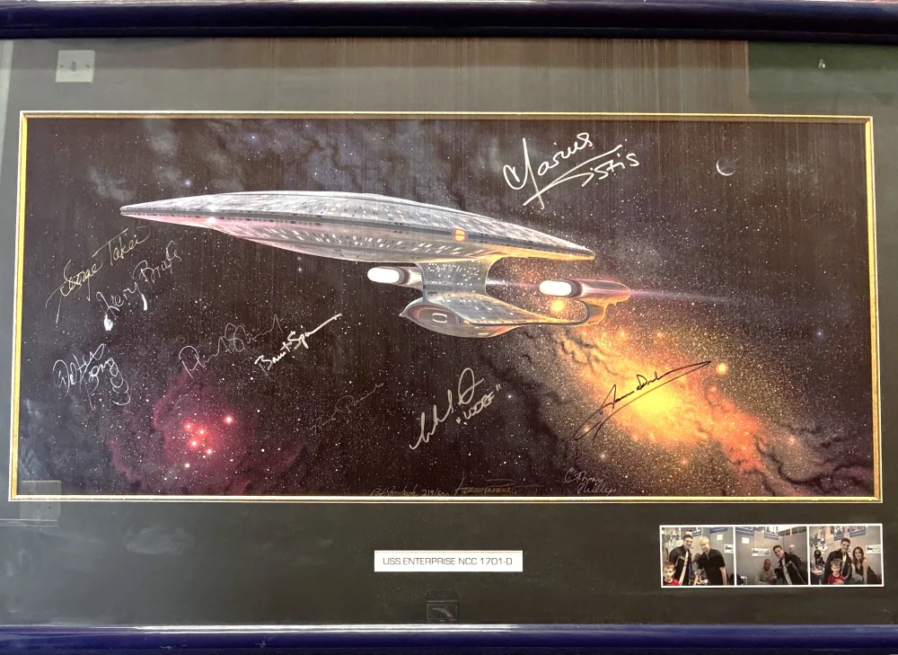 LIVE AUTOGRAPH ENTERTAINMENT, SPORT, SPACE, MUSIC AND HISTORICAL