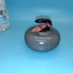 FANTASTIC SALE £1 START OF GENERAL AND COLLECTIBLE TIMED AUCTION, LARGE SELECTION OF CERAMIC ITEMS OF NEW AND VINTAGE JEWELLERY NEW ITEMS — image 2