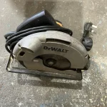 Online auction of furniture and collectibles — image 21