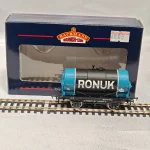 Vintage & Retro Toy Auction. Consoles, Diecast Models, Subbuteo, Railway, Scalextric + More — image 11