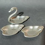WEEKLY AUCTION OF COLLECTABLE, ANTIQUE AND VINTAGE ITEMS, ARTWORKS AND JEWELLERY . MUST SEE — image 11
