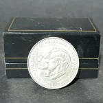 WEEKLY AUCTION OF COLLECTABLE, ANTIQUE AND VINTAGE ITEMS, ARTWORKS AND JEWELLERY . MUST SEE — image 20