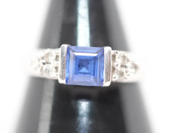 LIVE General Auction – Jewellery, Watches, Glass, Ceramics & collectables
