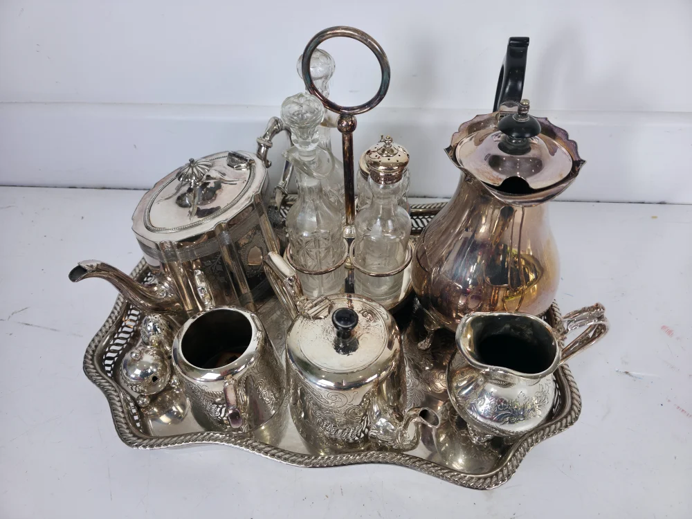 March Interiors & Estates Auction – Ercol Furniture, Mid Century, Garden Statuary, Railwayana, RC & Collectables