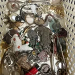 Live Fortnightly Auction of Antiques, Collectables, Jewellery, Silver, Gold, Coins, Alcohol, Paintings, Ceramics, Fur… — image 18