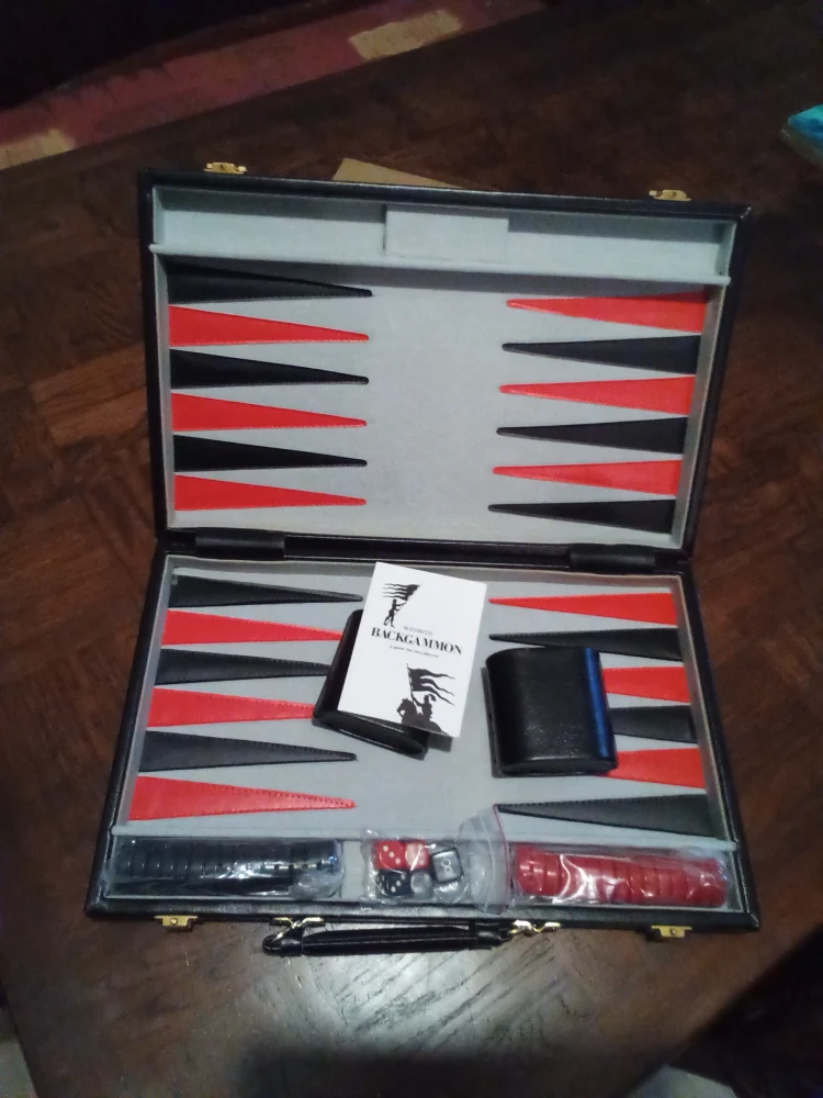 Vintage collectables toys, jewellery, coins, stamps, silver, lots added Daily.