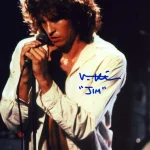 LIVE AUTOGRAPH AUCTION MUSIC, ENTERTAINMENT — image 1