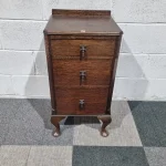 ONLINE AUCTION FURNITURE POTTERY COLLECTIBLES AND SOME SUPRISES — image 21