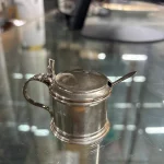 Live Fortnightly Auction of Antiques, Collectables, Jewellery, Silver, Gold, Coins, Alcohol, Paintings, Ceramics, Fur… — image 11