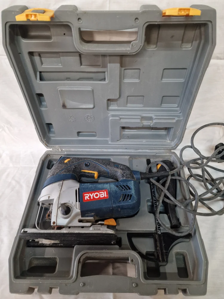 CL01 Clearance Timed Auction Everything Starts @ £1