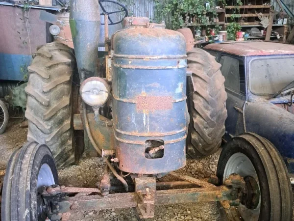 Private collection of Field Marshall Series 2 tractor, Field Marshall Crawler, Fordson Major and other vehicles