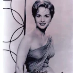 LIVE AUTOGRAPH AUCTION MUSIC ENTERTAINMENT — image 1