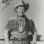 Autograph auction Football, Space, TV/Film, Military, Historic photos, covers and books. — image 7