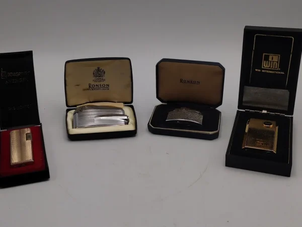 Live In Person and Online Vintage Antiques and Collectables Auction including Gold, Silver, Furniture, Mirrors, Brass…