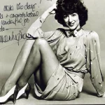 LIVE AUTOGRAPH AUCTION MUSIC, ENTERTAINMENT — image 23