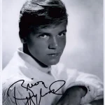ENTERTAINMENT AND MUSIC SIGNED PHOTOS AUCTION — image 23