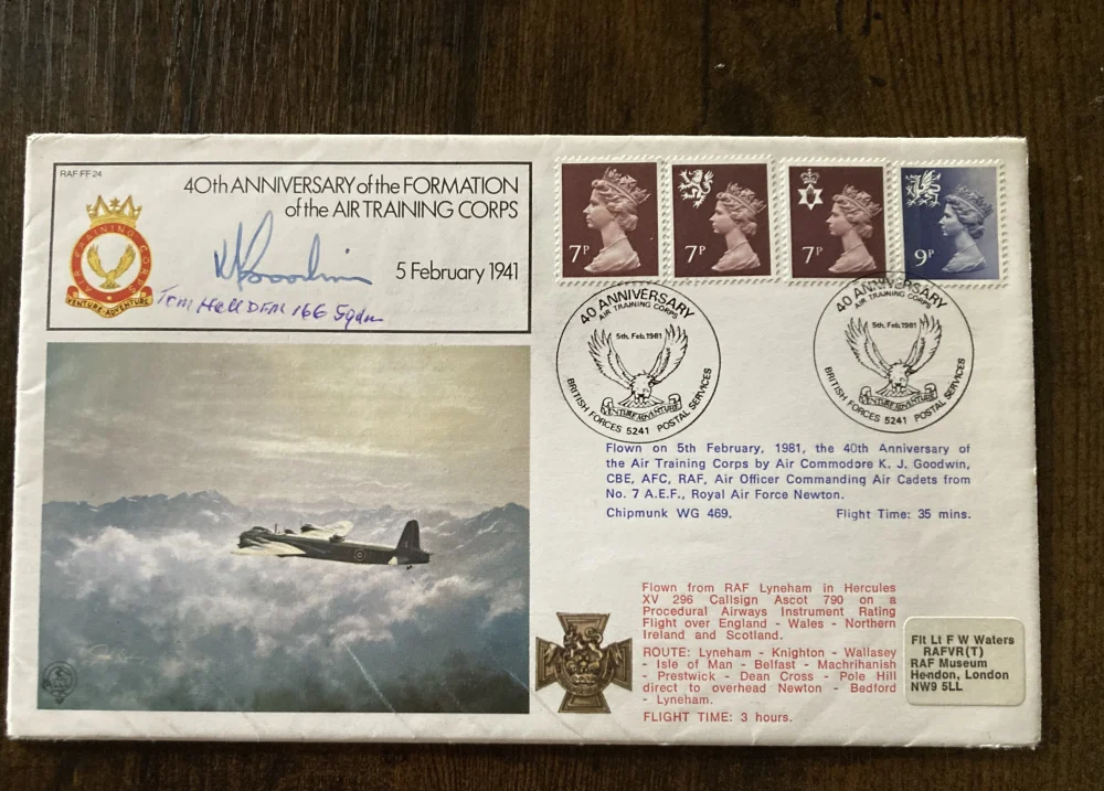 Autograph Auction Victoria Cross winners, RAF Bomber Aces, Navy, Battle of Britain, Military signed covers