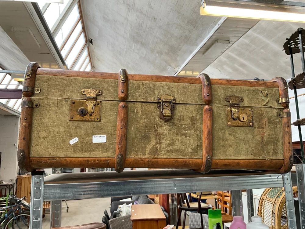 Live Weekly Auction Now with In-Room Bidding at Colne of Collectables, Antiques, Jewellery, Wristwatches, Fabrics, Fu…