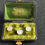Gold Football medals, Blackpool, Wigan and Burnley interest, Silver, Jewellery, Coins, Pocket and wristwatches, colle… — image 3