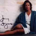 LIVE AUTOGRAPH AUCTION MUSIC ENTERTAINMENT — image 14