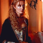 ENTERTAINMENT AND MUSIC SIGNED PHOTOS AUCTION — image 3