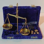 WEEKLY AUCTION OF COLLECTABLE, ANTIQUE AND VINTAGE ITEMS, ARTWORKS AND JEWELLERY . MUST SEE — image 6
