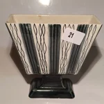 WEEKLY AUCTION OF COLLECTABLE, ANTIQUE AND VINTAGE ITEMS, ARTWORKS AND JEWELLERY . MUST SEE! — image 21