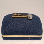 WEEKLY AUCTION OF COLLECTABLE, ANTIQUE AND VINTAGE ITEMS, ARTWORKS AND JEWELLERY . MUST SEE! — image 16