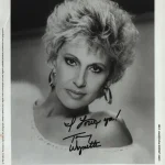 LIVE AUTOGRAPH AUCTION SPORT,MUSIC ENTERTAINMENT ,MILITARY AND COLLECTABLES — image 20