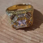 Vintage private collection of jewellery/watches  coins no reserve  all lots start at £1 200 lots to be added collecti… — image 9