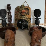 Antiques, Curios, Collectables. Tin toys, Musical instruments, Ephemera, Bronze — image 11