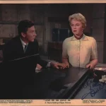 LIVE AUTOGRAPH AUCTION SPORT,MUSIC ENTERTAINMENT ,MILITARY AND COLLECTABLES — image 17
