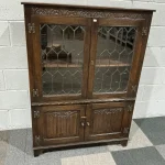 Online auction of antiques, furniture, and numerous costume jewellery lots. — image 10