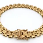 Three-Day General Auction (Jewellery, Watches, Designer Items, Militaria, Coins, Asian Antiques and Collectables) — image 11
