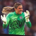 AUTOGRAPHS TV FILM,SPORT AND COLLECTABLES — image 10