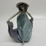 Saturday 11th April – Lladro & Royal Doulton & Worcester Figurine Sale — image 22