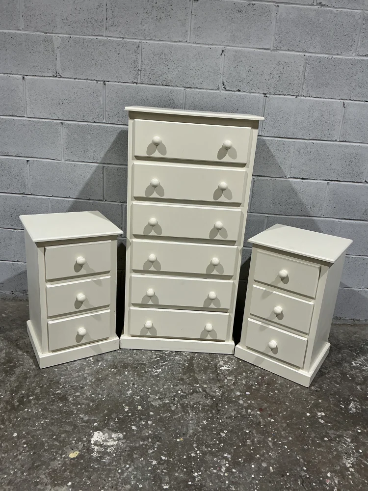 online auction of collectibles furniture and many more surprises