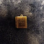 General Auction including a number of high-end Modern and Victorian and Edwardian Furniture, Silver, Gold, Victorian … — image 9