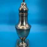 Antiques, Furniture, Jewellery and Collectables — image 7