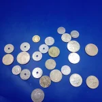 Timed Auction of Diecasts, Militaria, Vintage Toys, Retro Electronics, Antiques and Vintage Items inc. Clothing — image 13
