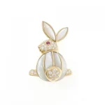 Luxury & Exclusive Jewellery from Cartier, Van Cleef & Arpels and Tiffany & Co — image 24