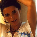 LIVE AUTOGRAPH AUCTION MUSIC, ENTERTAINMENT — image 19
