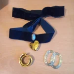 Vintage collectables toys, jewellery, coins, stamps, silver, lots added Daily. — image 19