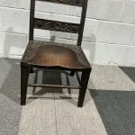 Online auction of antiques, furniture, and numerous costume jewellery lots. — image 15